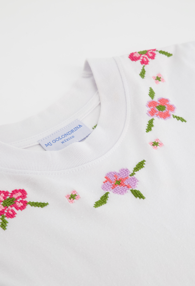 T-Shirt T-Shirt Needle Point Amor T-Shirt Needle Point Amor T-Shirt | Mi Golondrina
