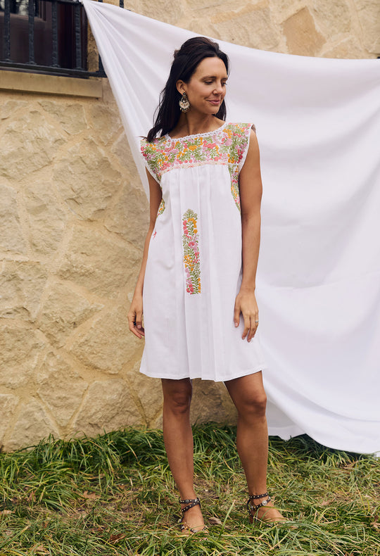 Blanca y Multicolor Vestido