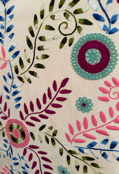 Embroidered Art: Orgullo