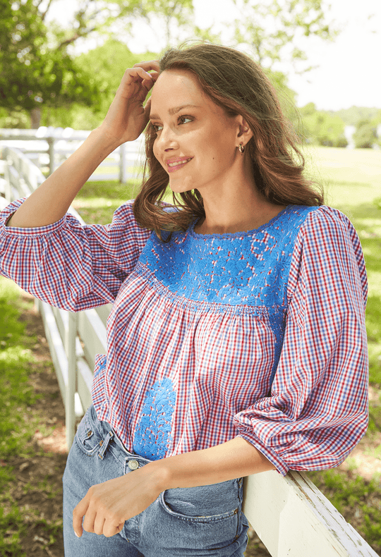 Catalina Specialty Blouse Blouse Catalina Rojo y Azul Gingham