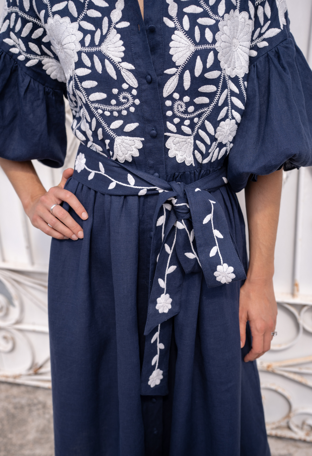 Francisca Azul Marino Midi Dress