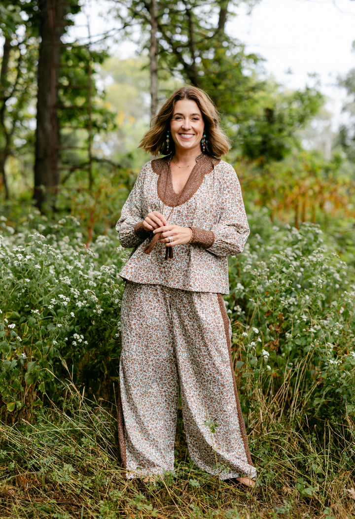 Beatriz Café Floral Blouse