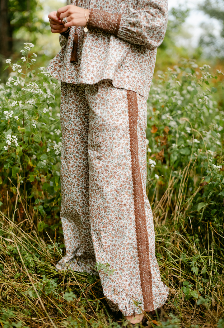 Paola Café Floral Pant