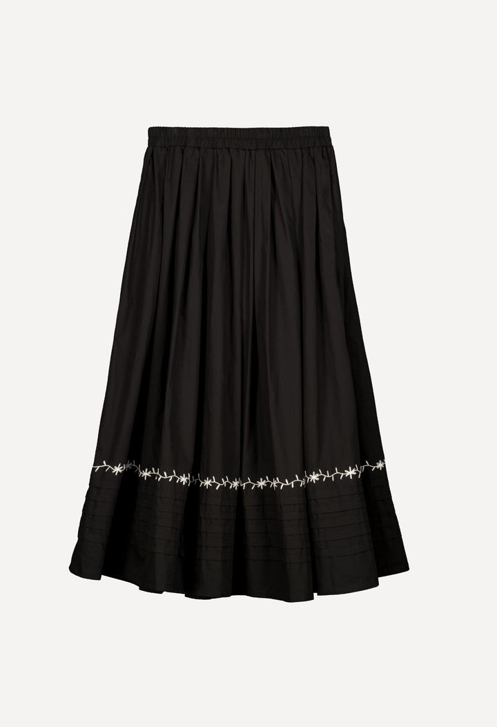 Daniela Skirt Skirt Daniela Black and Ivory Skirt Daniela Skirt | Hand-Embroidered Black Skirt | Mi Golondrina