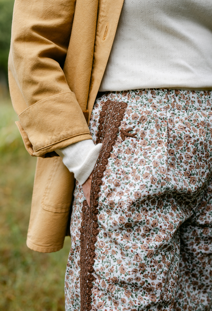 Paola Café Floral Pant