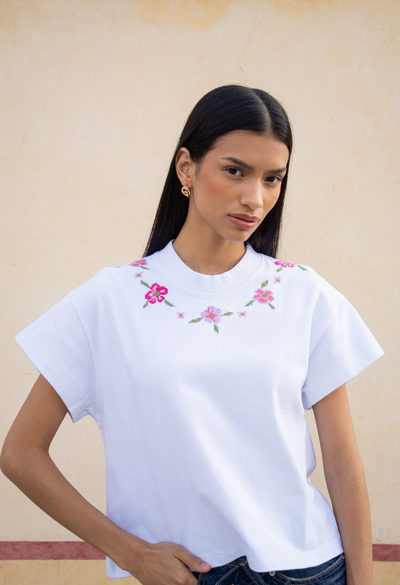 Needle Point Amor T-Shirt