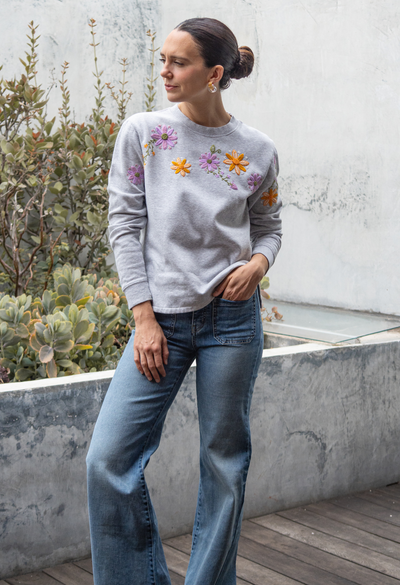 Gris y Flores Sweatshirt