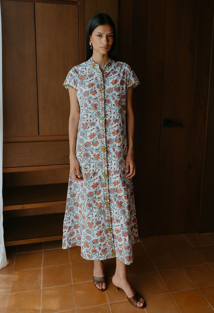 Valeria Midi Dress Dress Valeria Paisly Garden Midi Dress Valeria Paisly Garden Midi Dress