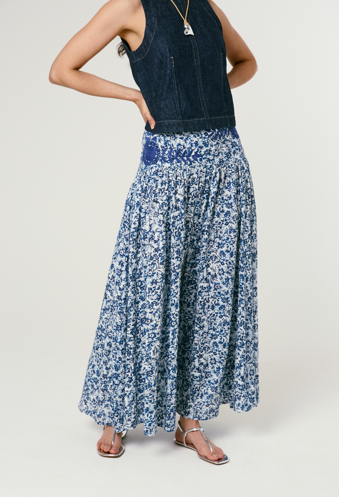 Esmeralda Azul Floral Skirt