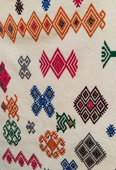 Embroidered Art: Abuelos