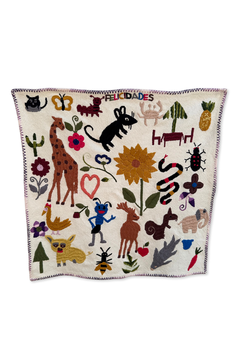 Embroidered Art: Animales