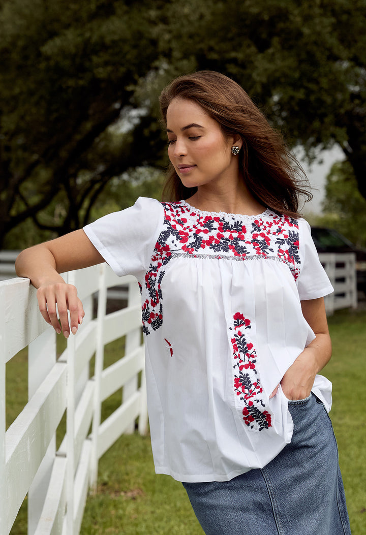 Liliana Blanca y Rojo