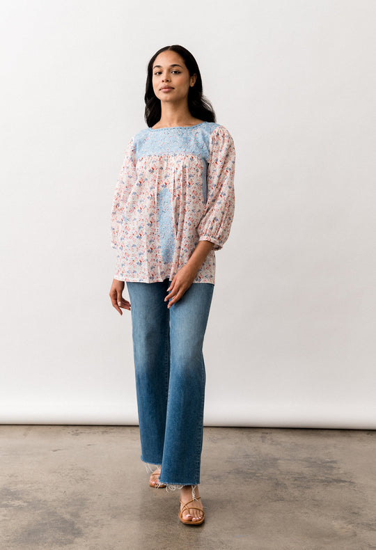 Catalina Azul y Rosa Floral