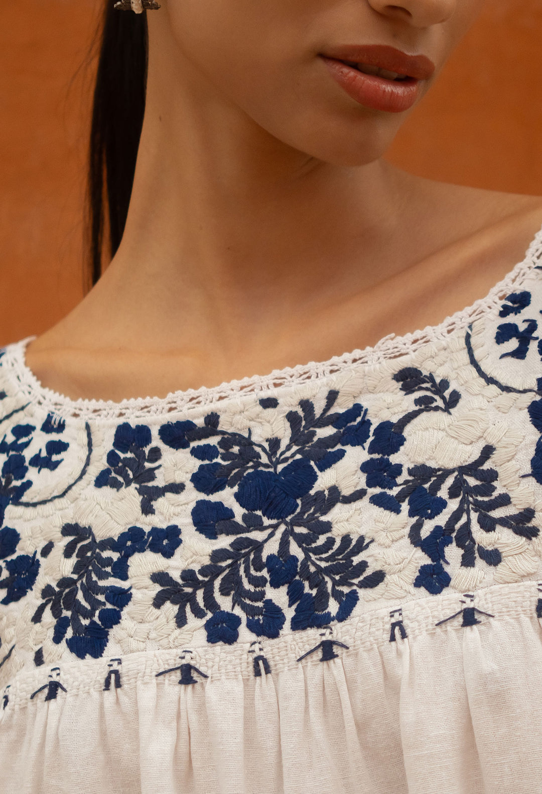 Catalina Azul y Blanca