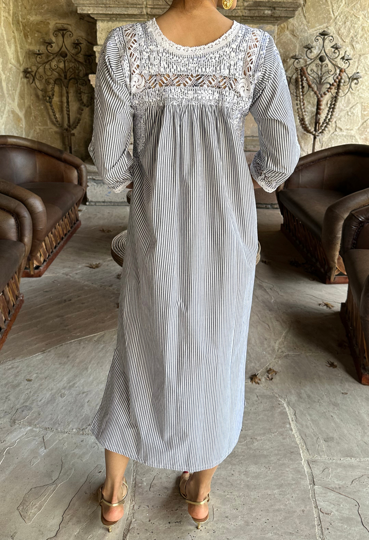 Deshilado Midi Dress Dress Deshilado Dress Veintitrés Blue Deshilado Midi Dress | Mi Golondrina