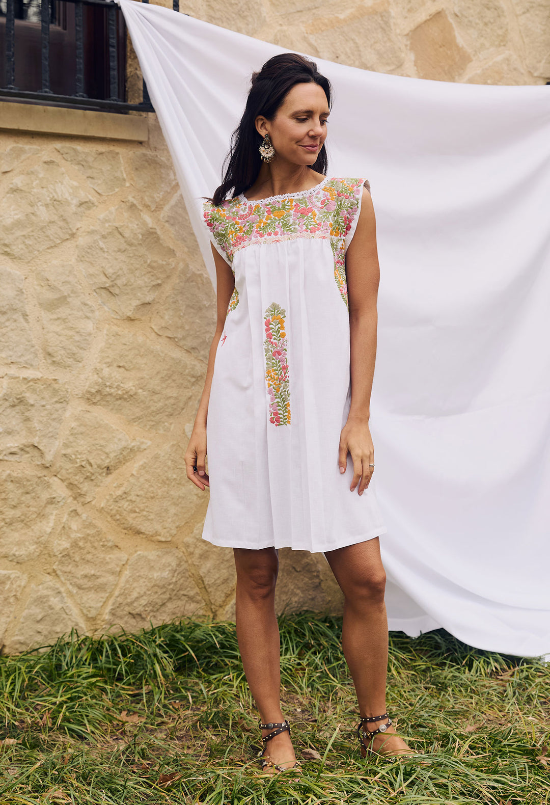 Blanca y Multicolor Vestido
