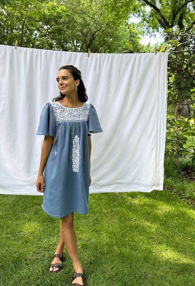 Julieta blue cotton embroidered dress with short sleeves