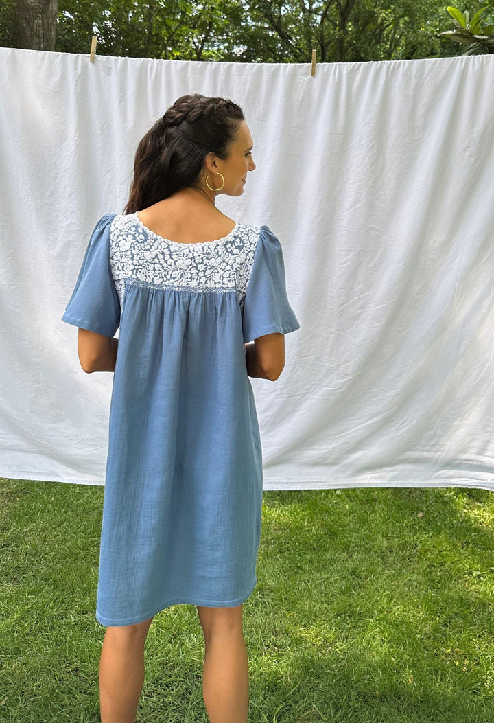 Julieta blue cotton embroidered dress with short sleeves