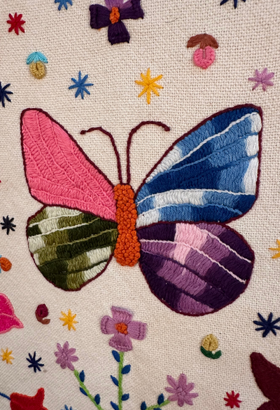 Embroidered Art: Mariposa