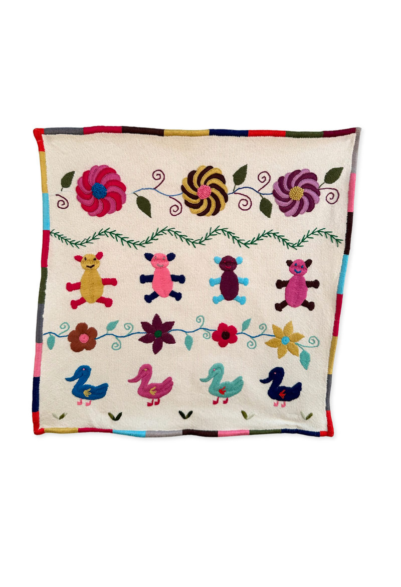 Embroidered Art: Patos y Peluches