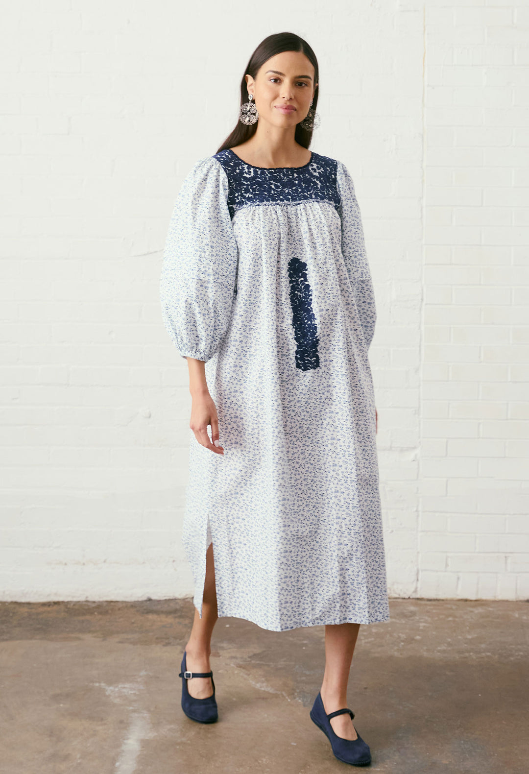 Quina Azul Floral Midi Dress
