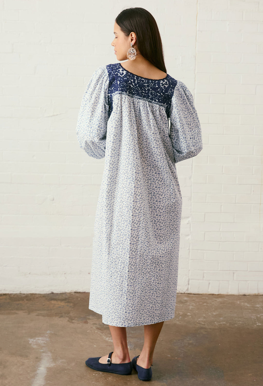 Quina Azul Floral Midi Dress