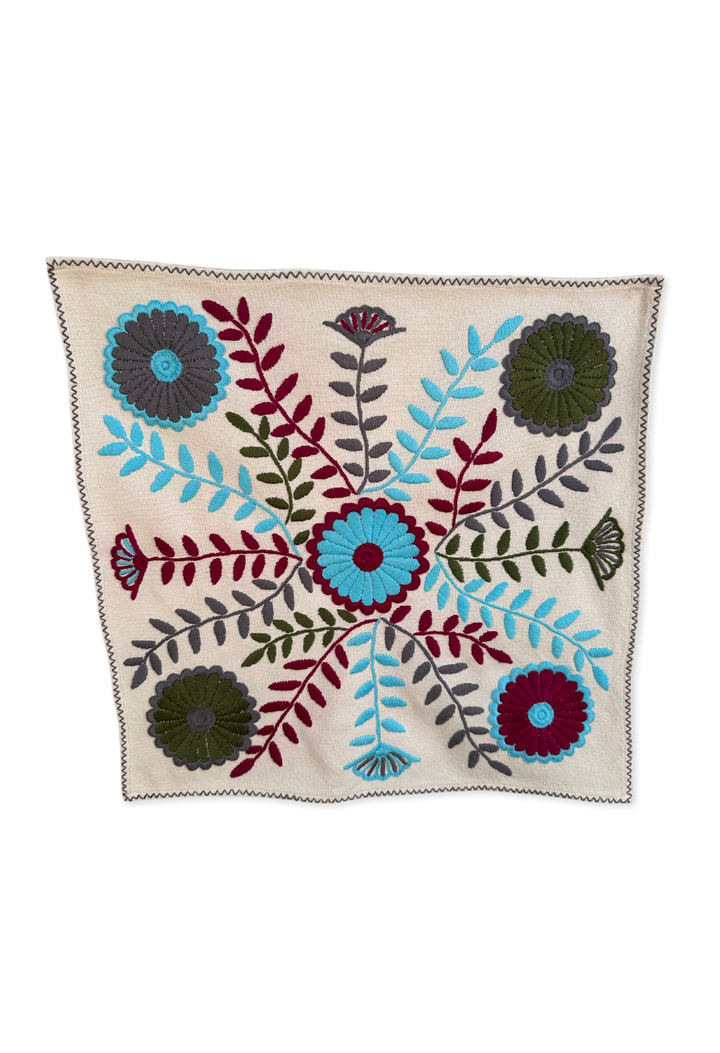 Embroidered Art: Rosa