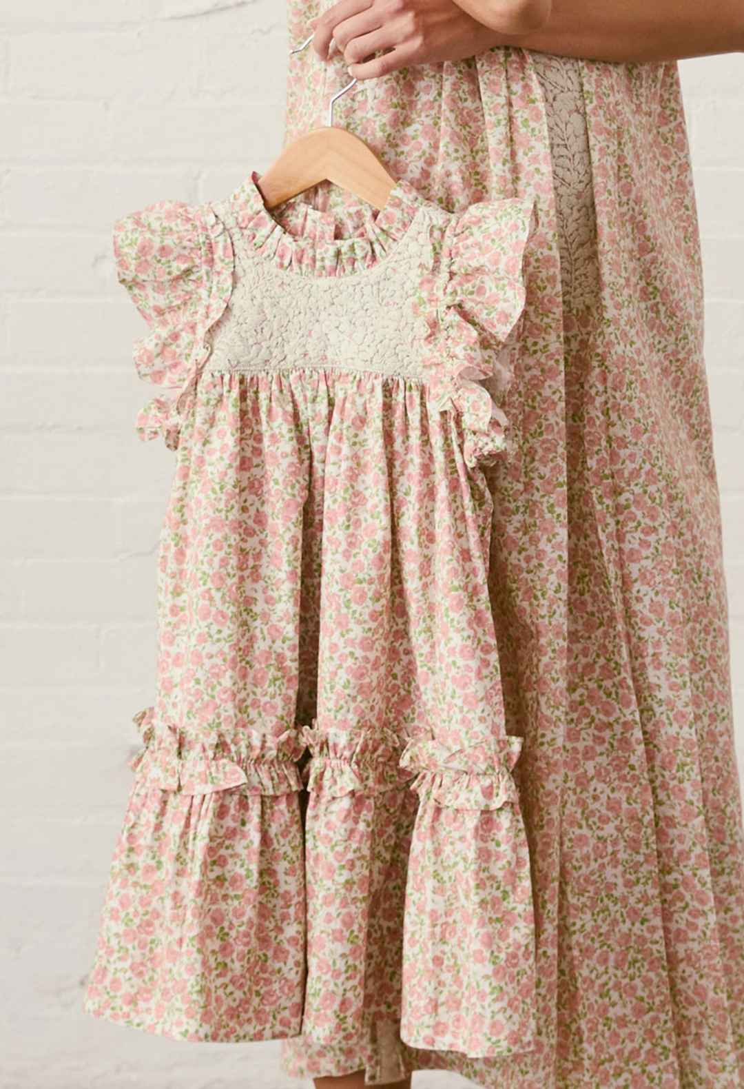 Olivia Niñas Rosa Claro