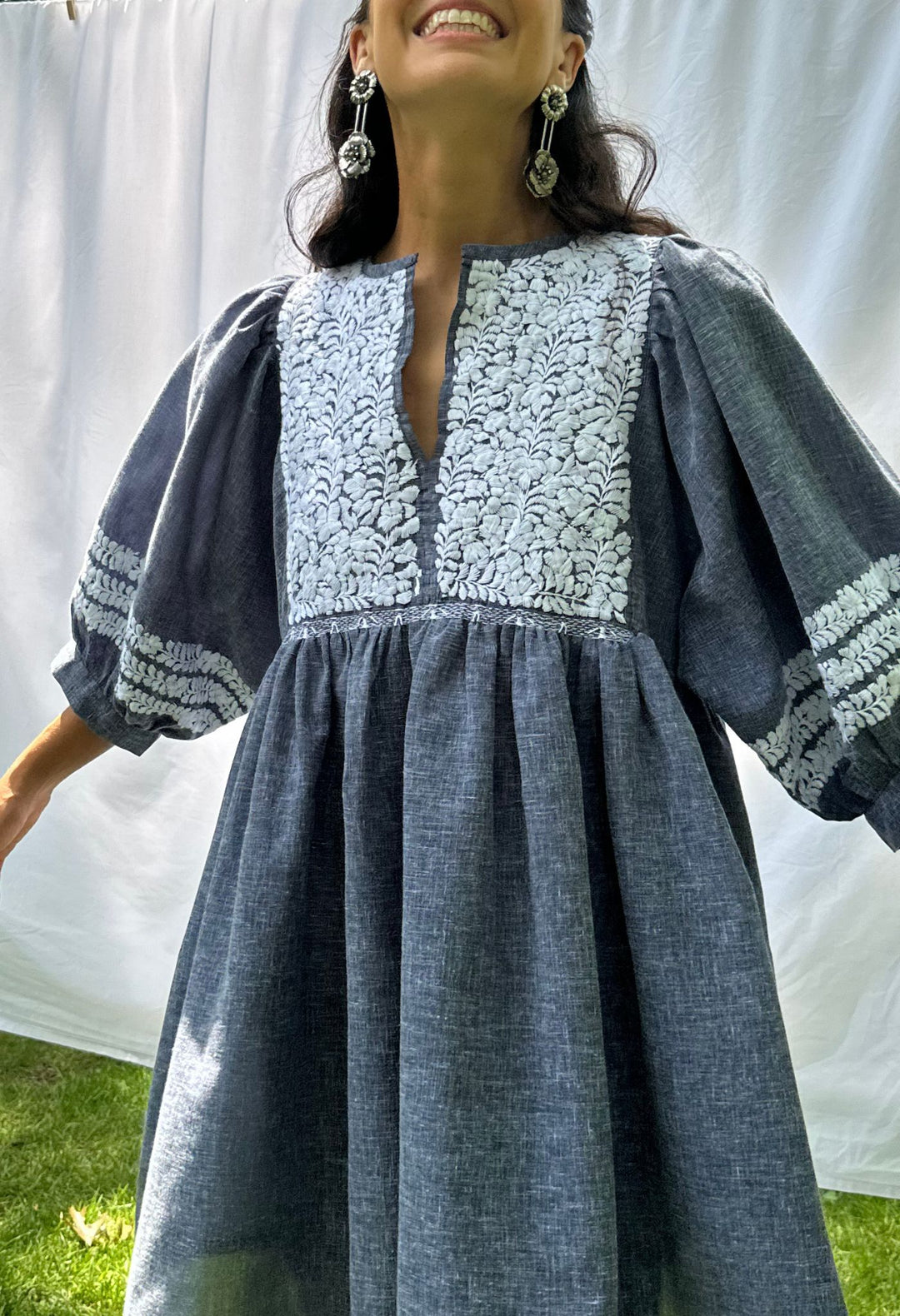 Violeta Azul Marino Short Dress
