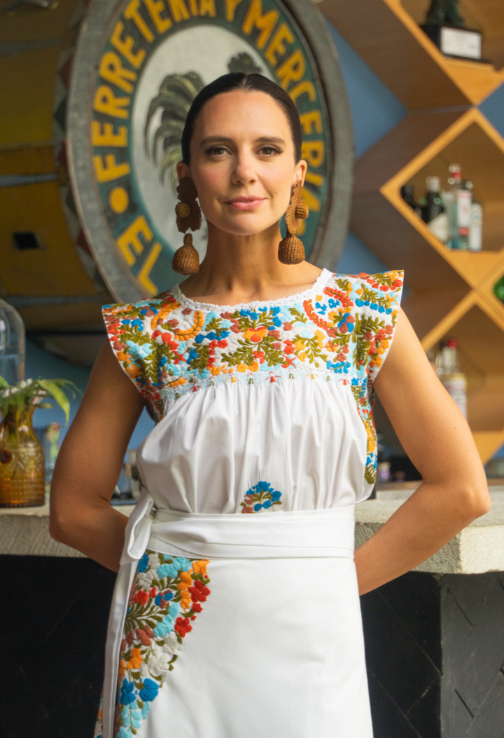 Flores White Embroidered Blouse