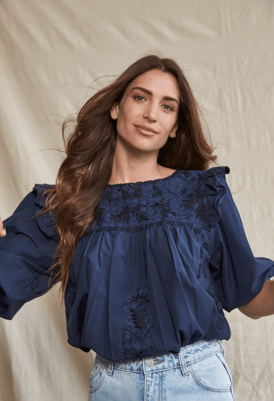 Fernanda Blouse Blouse Fernanda Lago Marino y Negro
