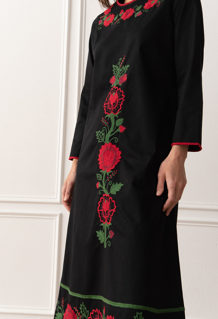 Carmen Negro y Rojo Floral